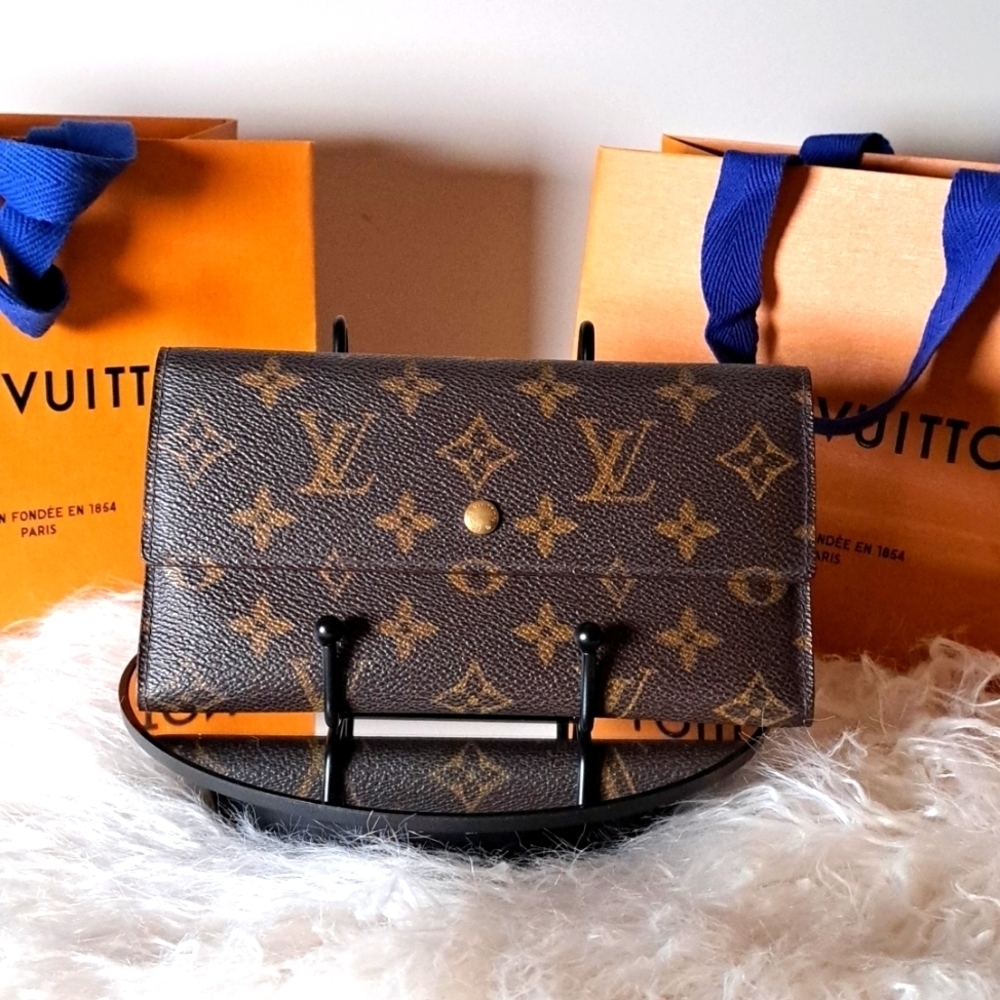 Louis Vuitton Porte Tresor International Long Wallet